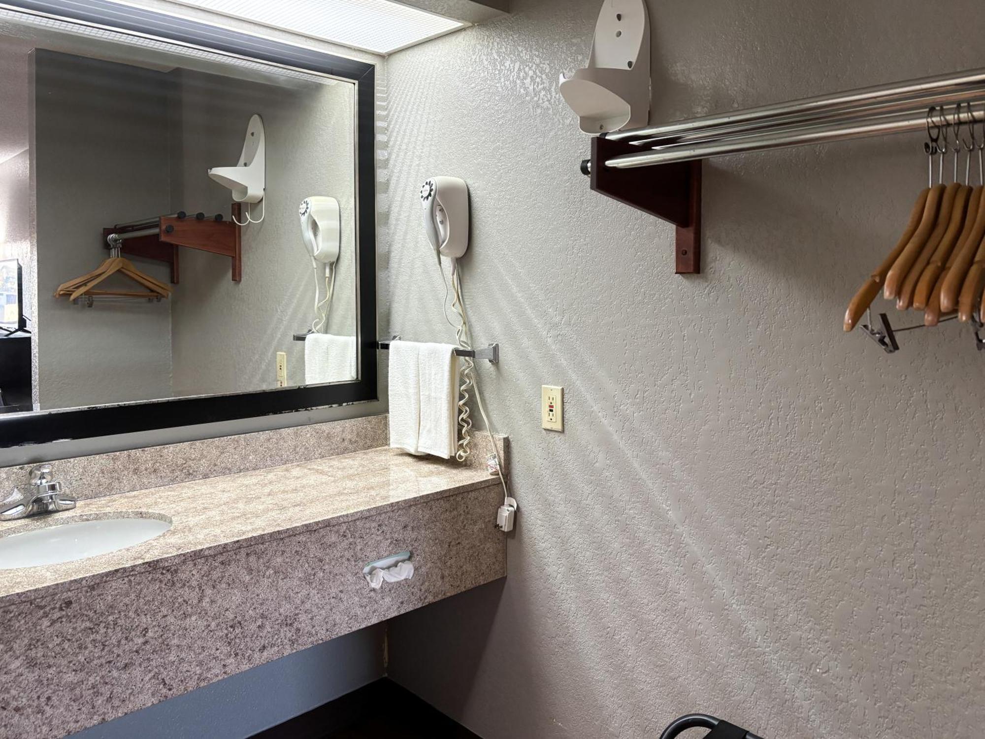 Motel 6 Prattville Al Экстерьер фото