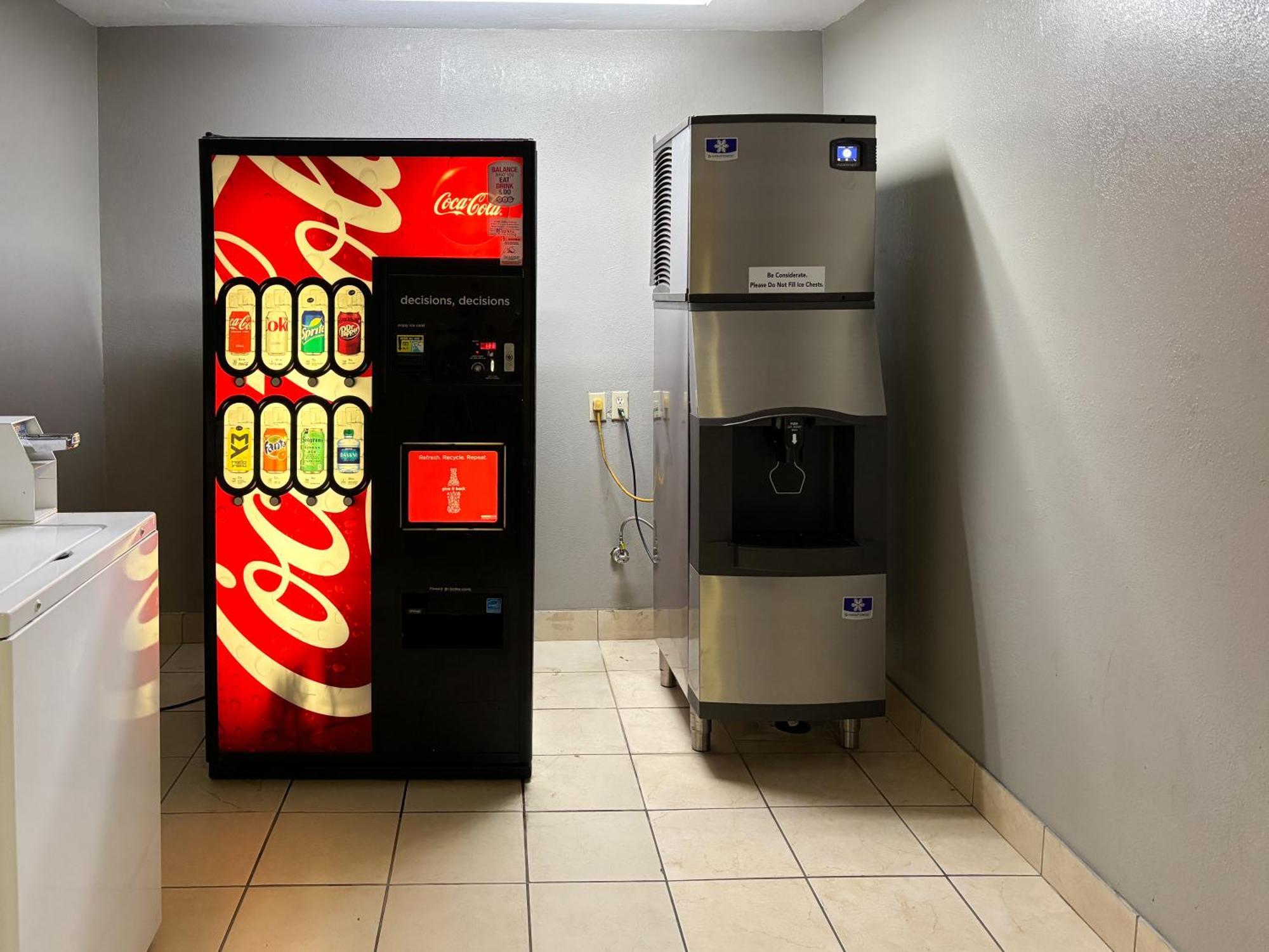 Motel 6 Prattville Al Экстерьер фото